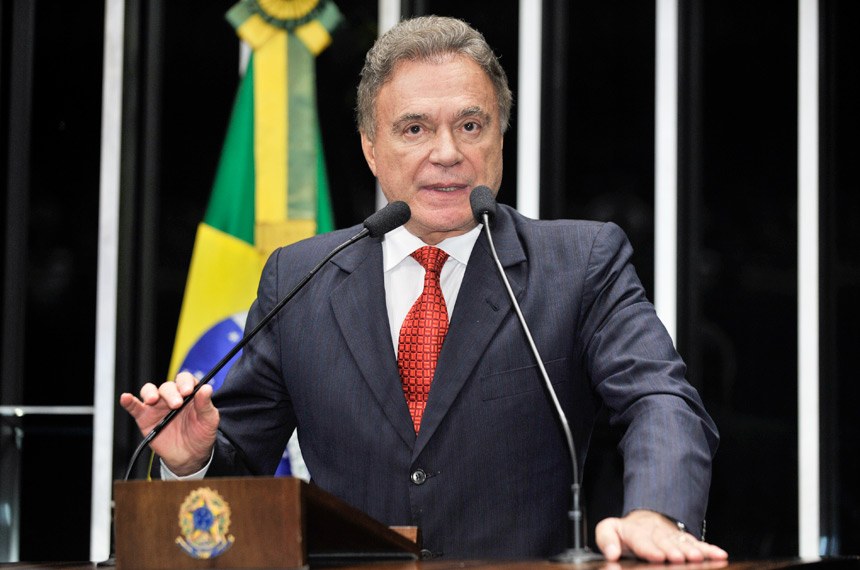 alvaro-dias-marcos-oliveira