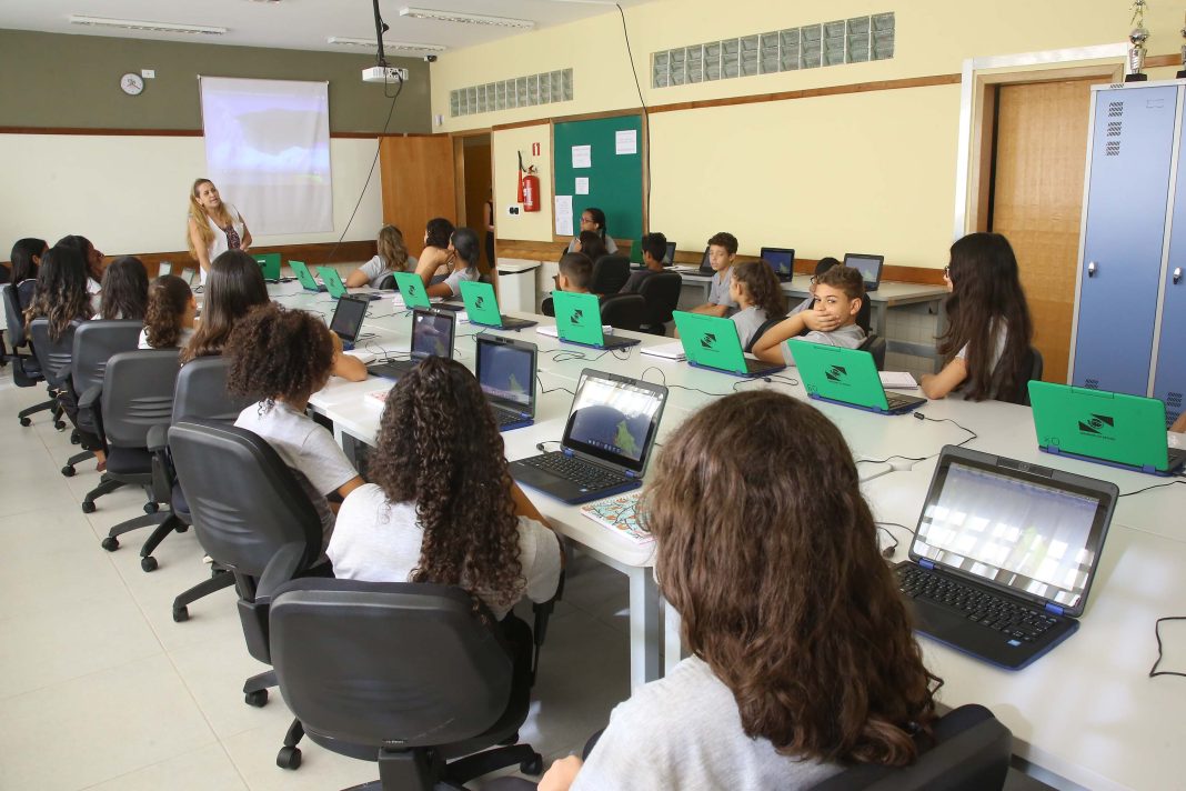 educação