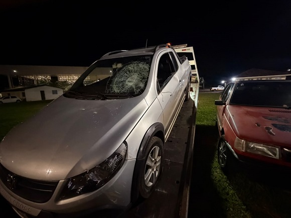 Homem foge após ser encontrado perto de residência e veículo é danificado em Assis Chateaubriand Homem foge após ser encontrado perto de residência e veículo é danificado em Assis Chateaubriand