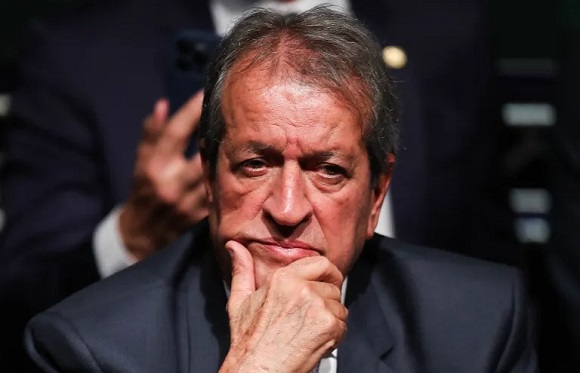 Valdemar critica carta de Flávio Bolsonaro após visitar ex-presidente